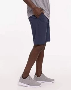 Travis Mathew Beck Shorts -Fashionable Men'S Clothing Store TravisMathewBECKbluenights2