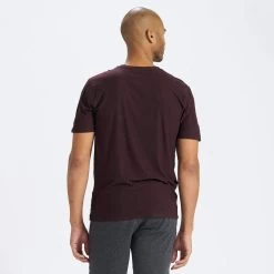 Vuori Strato Tech Tee -Fashionable Men'S Clothing Store V126HOX 3 1890x ce2421cb c9c6 42fe a89b 50dd68f2458c