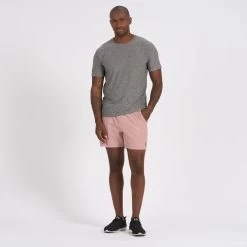 Vuori Strato Tech Tee -Fashionable Men'S Clothing Store V126HTG 4 1890x a5ea7de0 daa6 4d1b 86ca 4051cbf0934c