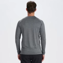 Vuori Long-Sleeve Tradewind Performance Tee -Fashionable Men'S Clothing Store V177HTG 2 1200x crop center jpg