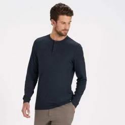 Vuori Men's Long Sleeve Ease Performance Henley