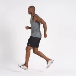 Vuori Kore Short -Fashionable Men'S Clothing Store V302BLK 5 1890x fb945b95 e238 4a40 a3d2 71c5afc2c3d6