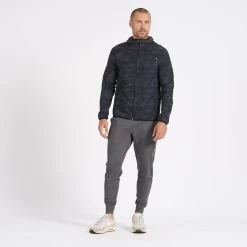 Vuori Men's Outdoor Trainer Shell Jacket -Fashionable Men'S Clothing Store V512BCM 4 2048x 8ed28ace 6e9b 438f aef4 551f24bbaded