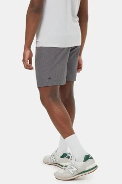 Tentree InMotion Latitude Short Light -Fashionable Men'S Clothing Store tentree inmotion latitude light grey31