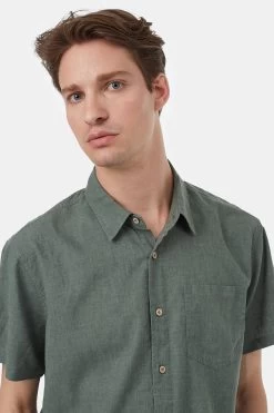 Tentree Joshua Shortsleeve Shirt -Fashionable Men'S Clothing Store tentree joshua short sleeve31