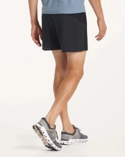 Vuori Course Run Short Men's 12 Vuori Course Run Short Men's -Fashionable Men'S Clothing Store vuori course run short mens 4